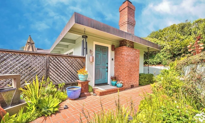 Hatton Fields Cottage | Remodeled Atherton Cottage with Ocean View & Two Fireplaces