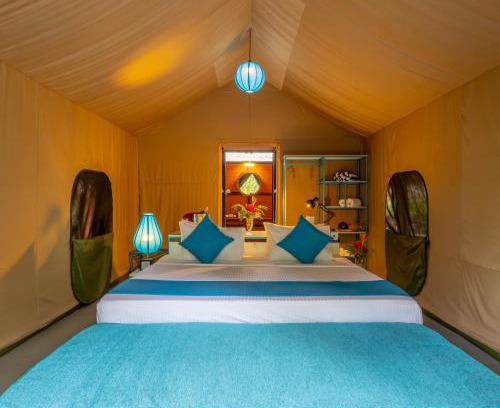 Udawalawa Hotel | Relaxing River Camping Experience at Athgira, Udawalawe
