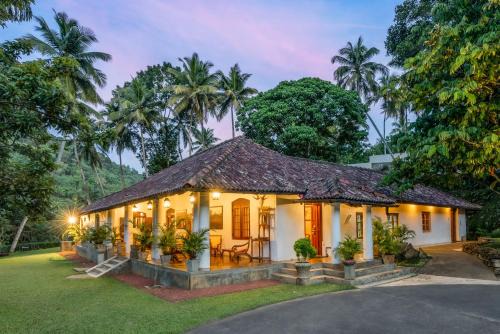 Udunuwara Villa | Relax at Athulya Villas, Kandy - Guest Rated 9.3/10