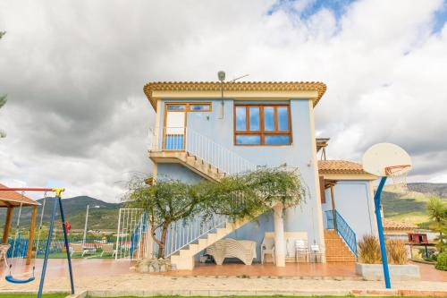 Moratalla Apartment | Romantic Getaway at Atico Deluxe Solano - Rated 9.6/10