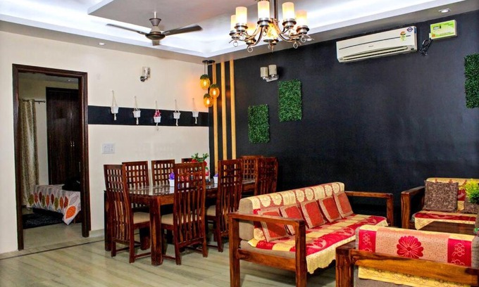 Faridabad Apartment | Relaxing Stay at Atithi By Kasa Lusso - Pet & Child Friendly