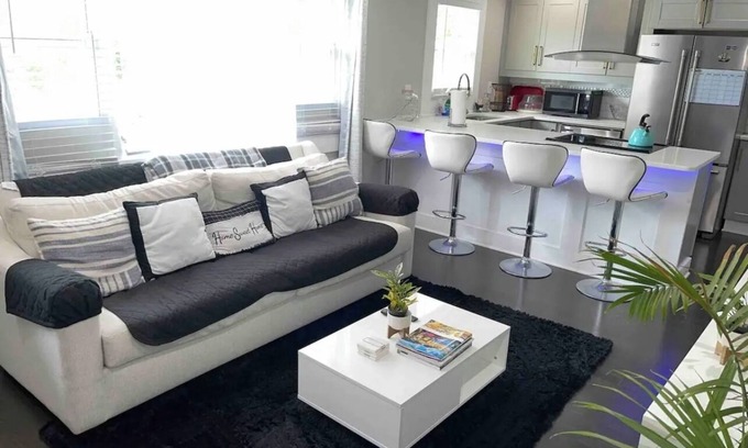 Atlanta House | Discover Westside Love: Family-Friendly with Kitchen Amenities