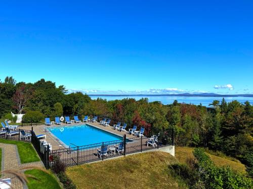 Bar Harbor Hotel | Oceanfront Atlantic Eyrie Lodge with Pool & Scenic Views