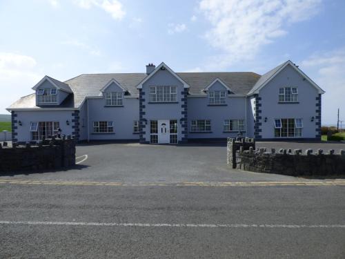 Doolin House | Exceptional Atlantic View House with Kitchen Access