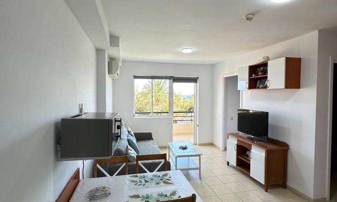 Morro Jable Apartment | Breathtaking Ocean Views Just Steps from the Beach
