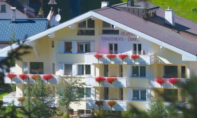 Ravaisch Apartment | Indulgent Atlantis-Appartements with Spa & Lake Views