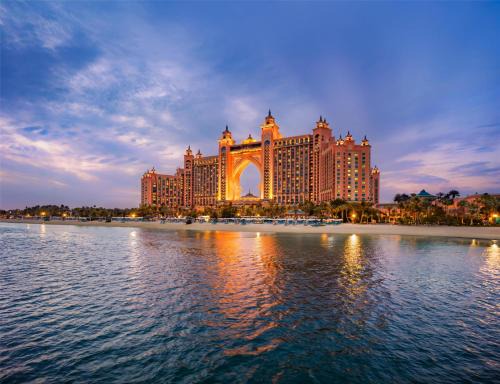 Palm Jumeirah Resort | Experience Atlantis, The Palm: 5-Star Beachfront Oasis
