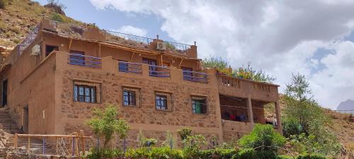 Asni Bed & Breakfast | Atlas Pearl: Family-Friendly Stay with Delicious Dining