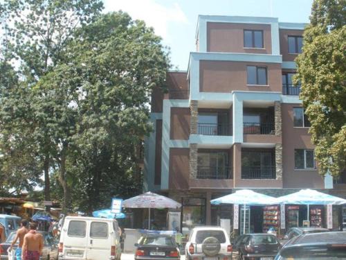 Kiten Apartment | Oceanfront Atliman Beach Apartment with Family-Friendly Features