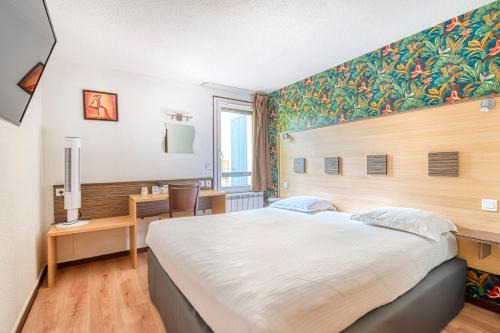 Beaucouze Hotel | Discover Atoll Hotel Logis Angers with Family-Friendly Amenities