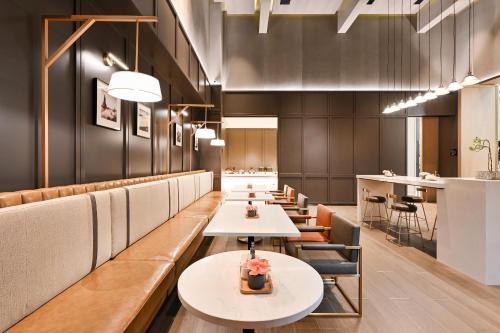 Dalian Hotel | Discover Atour Hotel Dalian Zhuanghe - 4-Star Family-Friendly Stay