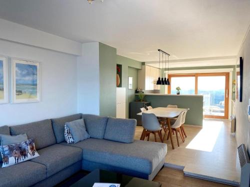 Nieuwpoort-Bad Apartment | Attic Apartment Nieuwpoort with Coastal Views, cleaning included