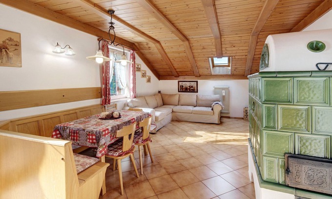 Moena Apartment | Attic 'Maema' with Mountain View and Balcony