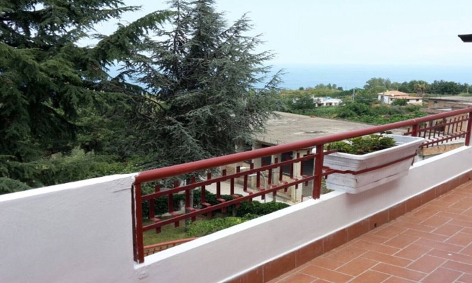 Vibo Marina House | Scenic Attic Room with Unmatched Views & Breakfast Included