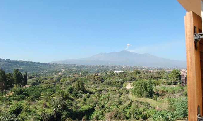 Santa Tecla Condo | Elegant Attic Room with Etna View, Pool & Pet-Friendly Amenities
