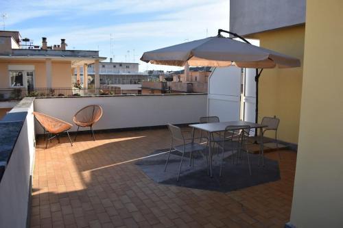 Monte Sacro Apartment | Elegant Attic Retreat with Terrace at Conca d'Oro