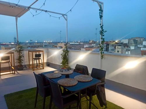 Municipio 1 Apartment | Unforgettable Stay at ATTIC8: Oceanfront Bliss Awaits