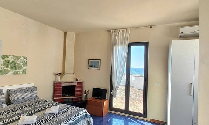 Rivabella Apartment | Seaside Attico con Vista Mare in Rivabella for Families