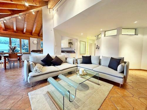 Pontresina Apartment | Comfortable Attika with Ocean View in Engadin, Rated 9/10