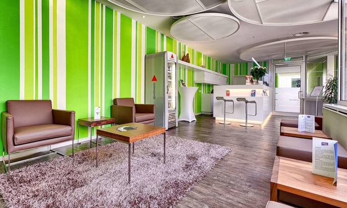 Seelberg Hotel | Discover attimo Hotel Stuttgart: Accessible Comfort & Dining