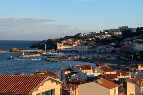 Banyuls-sur-Mer Apartment | Oceanfront Retreat at Attique à Banyuls with Scenic Views