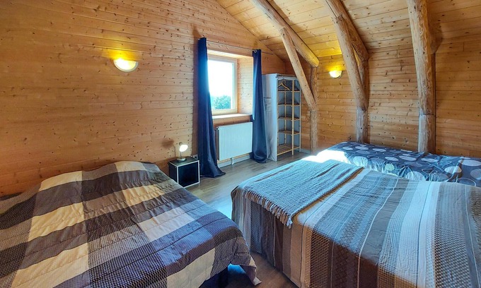 Vielprat House | Family-Friendly Wooden Retreat with Spa and Kitchen Amenities