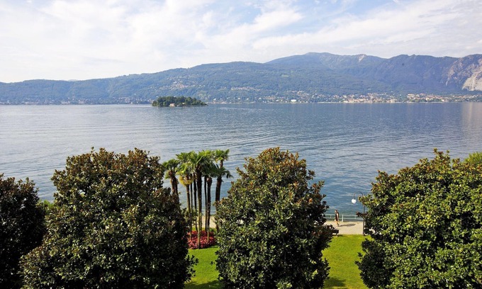 Verbania Apartment | Historic Lakefront Apartment in a 17th Century Palazzo