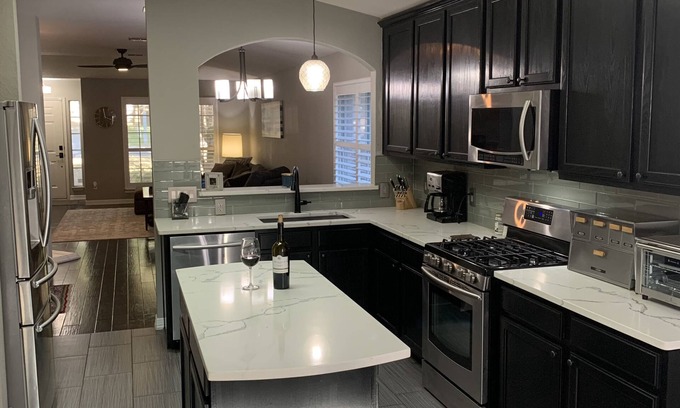 Milwood House | Pet-Friendly ATX Getaway with Large Deck & Top Amenities