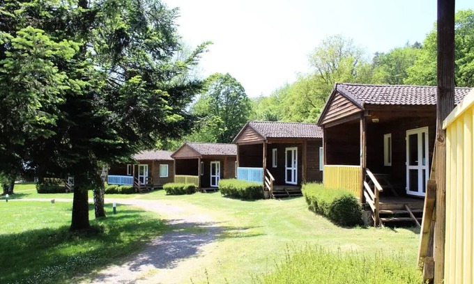 Correze Ski Chalet | Experience Nature at Camping Au Bois de Calais Tree Chalet