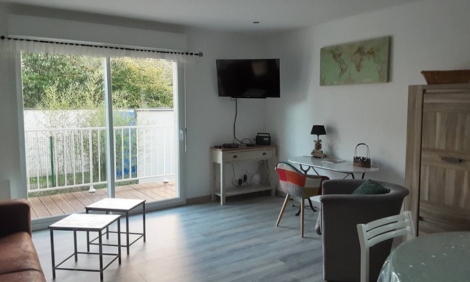 Carentan Apartment | Oceanfront Au Bois Flotté Apartment - Guest Rated 10/10