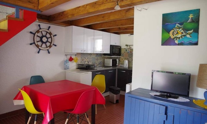 Larmor-Baden House | Idyllic Retreat at Au Bord de l'Eau - Rated 9.4/10