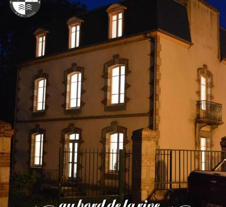 Pontrieux Bed & Breakfast | Exceptional Stay at Au Bord de la Rive B&B - 10/10 Rated