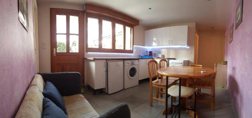 LʼArgentiere-la-Bessee Apartment | Top-Rated Family Retreat at Au Coeur Des Ecrins