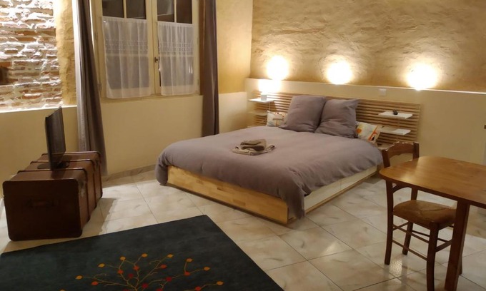 Montastruc-la-Conseillere Bed & Breakfast | Cozy Retreat in Montastruc-la-Conseillère with Breakfast