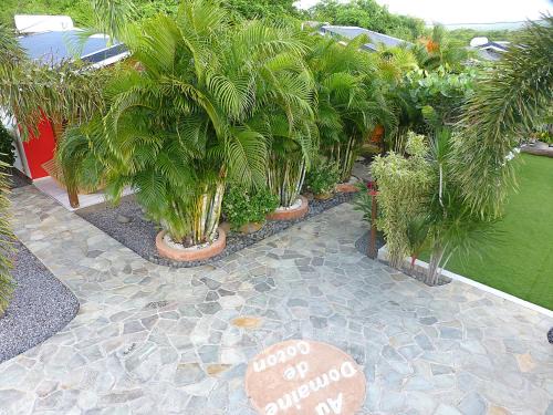 Saint-Louis House | Enjoy Family-Friendly Amenities at Au Domaine de Coton