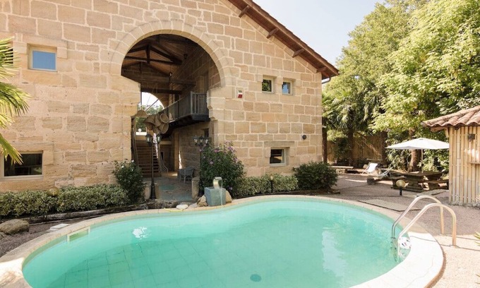 Lacapelle-Marival House | Relaxing Retreat at Au Petit Grammont with Pool & Spa