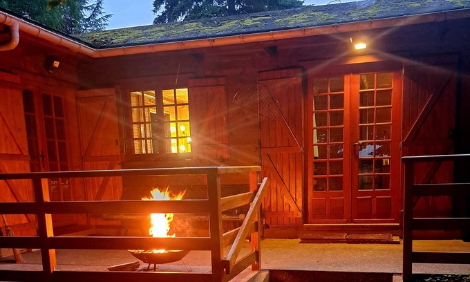 Gouttieres Ski Chalet | Au trappeur Normand (1h30 from Paris)