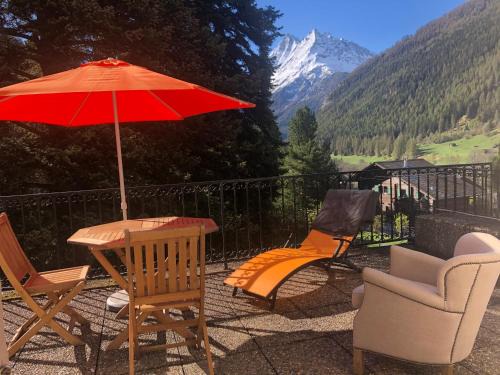 Evolene Apartment | Scenic Apartment with Terrace in Au village d'Evolène
