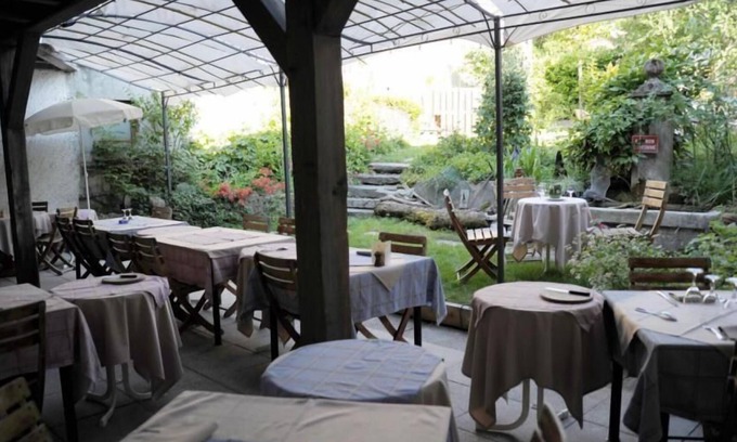 Anthy-sur-Leman Hotel | Family-Friendly Stay at Auberge d'Anthy with Restaurant