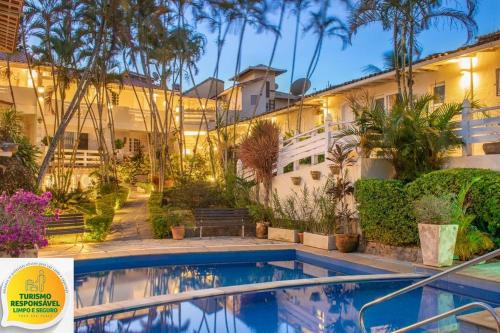 Humaita House | Relax at Auberge de la Langouste with Oceanfront Views