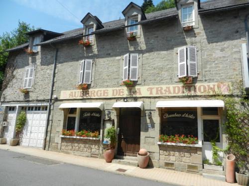 Correze Bed & Breakfast | Discover Auberge de la Tradition: Pet-Friendly & Family-Ready