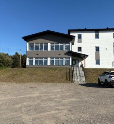 Matane Hotel | Auberge de la traverse