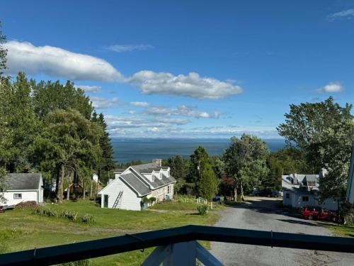 Cap-a-l'Aigle Hotel | Experience Oceanfront Bliss at Auberge des Nuages