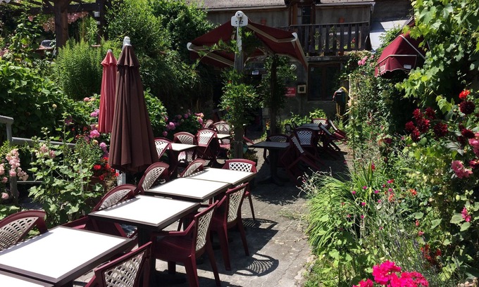 Campan Hotel | Elegant Auberge des Pyrénées: Guest Rated 9.8 with Spa