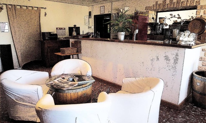 Silly-sur-Nied Hotel | Discover Auberge du Gros: Family-Friendly Retreat Awaits