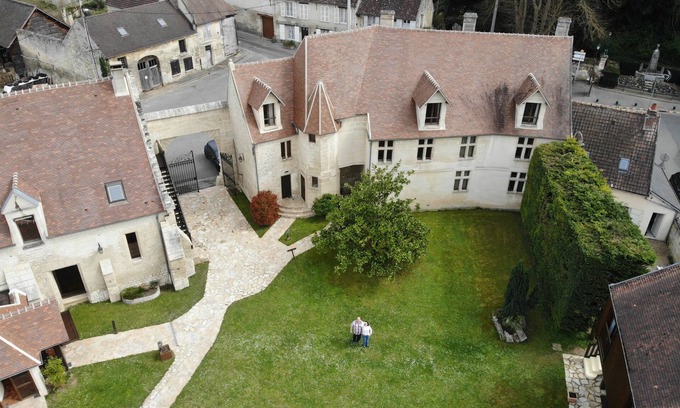 Mello Hotel | Relaxing Retreat at Auberge du jeu d'arc - Rated 9/10!