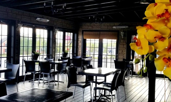 Lac-Etchemin Hotel | Welcoming Auberge Happy Logis: Family-Friendly Retreat