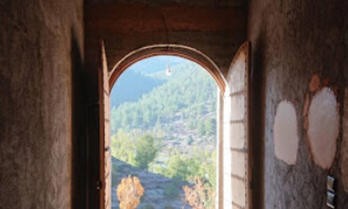 Tilougguite Hotel | Discover Auberge La Cathedrale: Family-Friendly Retreat