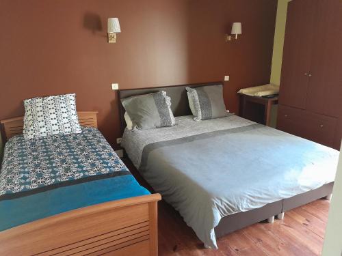 Montrollet Bed & Breakfast | Pet-Friendly Auberge la marchadaine with Breakfast & Hot Tub