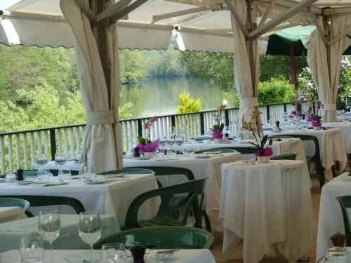 Vincelottes Hotel | Inviting Auberge Les Tilleuls: Pet Friendly & Family Oriented